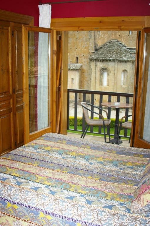 Hosteleria Santa Cruz Санта-Крус-де-ла-Серос Номер фото